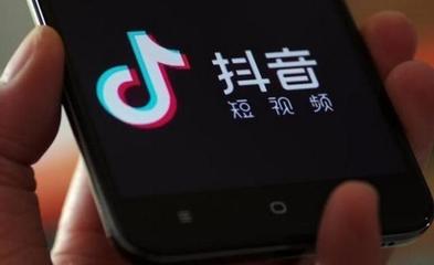 为什么你发的抖音上不了热门，因为你触碰了抖音红线